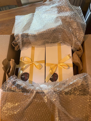 Bridal Themed Pretzel Rods - Get Inspired